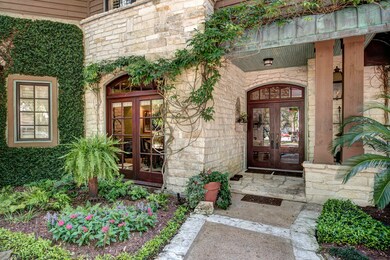 37 Carolane Trail, Houston, TX 77024 - photo 2