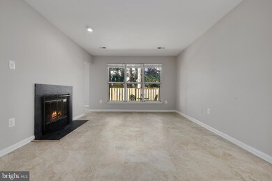 18048 Rolling Meadow Way unit 273, Olney, MD 20832 - photo 5