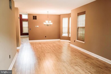 107 Braddock Ln, Woodbury, NJ 08096 - photo 2