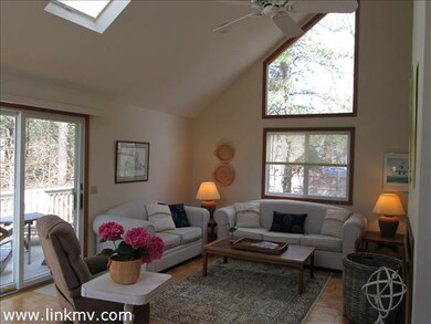13 Vickers St, Edgartown, MA 02539 - photo 5
