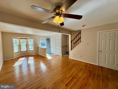 1168 Kelfield Dr, Halethorpe, MD 21227 - photo 7