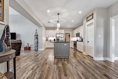 4701 Dry Creek Ln, Sherman, TX 75092 - photo 7