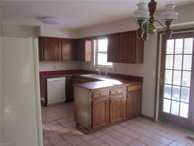 9688 Grist Mill Run, Olmsted Falls, OH 44138 - photo 6