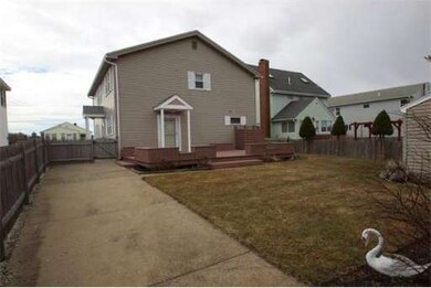 22 12th St W, Salisbury, MA 01952 - photo 2