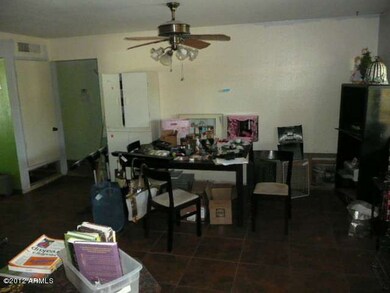 dinind room