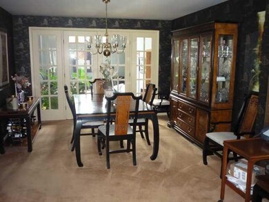 Dining Room Spacious dining room