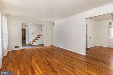 8404 Margo Rd, Lanham, MD 20706 - photo 6