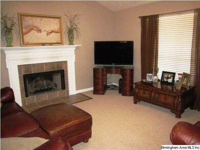 Real nice Great Room w/cozy fireplace