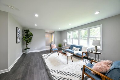 333 Meadowrue Ln, Batavia, IL 60510 - photo 4