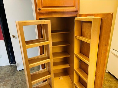 603 Valley Dr, Lansing, KS 66043 - photo 5