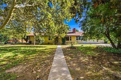 26850 Columbia St, Hemet, CA 92544 - photo 3