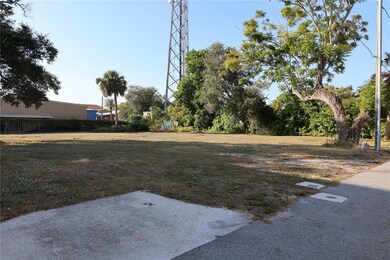 952/958 Howard Ave, Dunedin, FL 34698 - photo 2