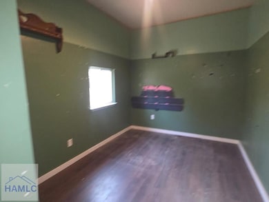 129 Norris Dr, Jesup, GA 31545 - photo 6