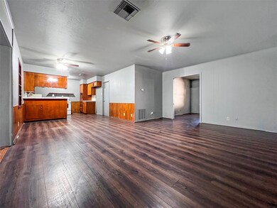 13934 Woodforest Blvd, Houston, TX 77015 - photo 3