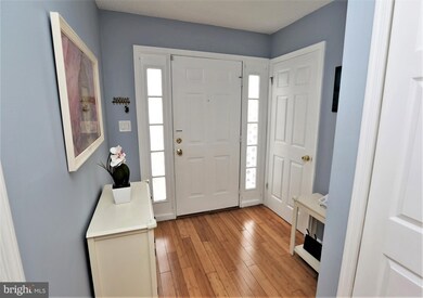 54 Sapphire Ln unit B, Franklin Park, NJ 08823 - photo 2