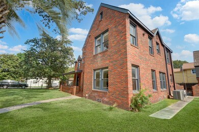 210 Coronado St, Houston, TX 77009 - photo 6