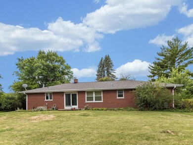 9S371 Modaff Rd, Naperville, IL 60565 - photo 2