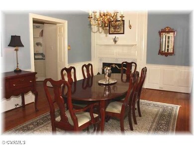 Dining Room - Elegant Dining Room with Lovely Moul