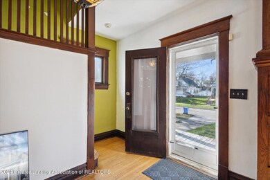 06-428-Smith-Ave-Lansing-MI-48910-Window