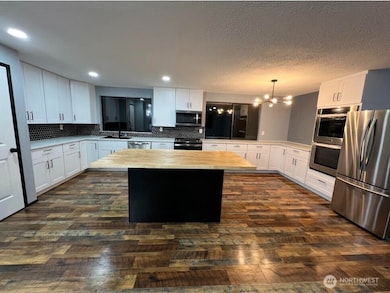 1412 Centralia Alpha Rd, Chehalis, WA 98532 - photo 6