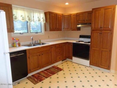 other side of kitchen