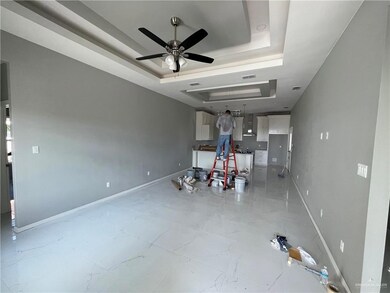 810 Lark Cir, Alamo, TX 78516 - photo 3