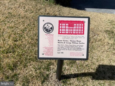 46 S Green St, Berkeley Springs, WV 25411 - photo 3