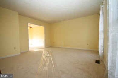 6222 Derby Dr, Frederick, MD 21703 - photo 3