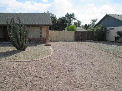 40th Ave 003