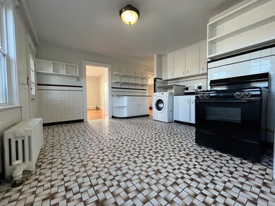 254 Rantoul St unit 2, Beverly, MA 01915 - photo 2