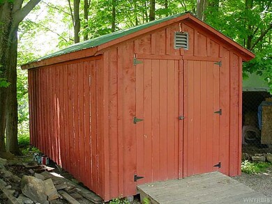 Shed.