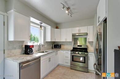 Kitchen_RM_3c-SMALL