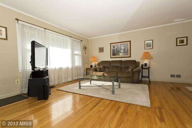 8737 Littlewood Rd, Parkville, MD 21234 - photo 5