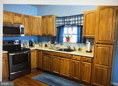 1215 Hillside Rd, Pasadena, MD 21122 - photo 6