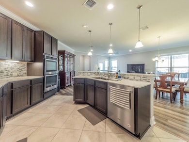 109 Holstein St unit 107, Hutto, TX 78634 - photo 7