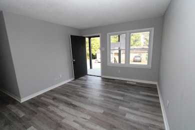 594 5th Ave N, Lewisburg, TN 37091 - photo 4