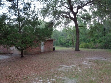 92 Mill Creek Rd, Crawfordville, FL 32327 - photo 3