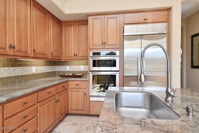Kitchen 08