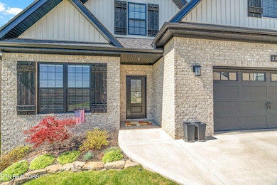 2346 Hickory Crest Ln, Knoxville, TN 37932 - photo 2