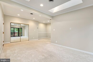 2800 Dartmouth Rd unit 10, Alexandria, VA 22314 - photo 4