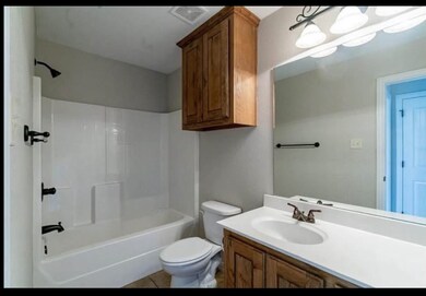 1253 Newcastle Dr, Weatherford, TX 76086 - photo 3