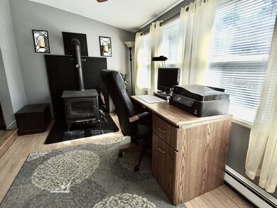 33 Harriman Rd, Merrimac, MA 01860 - photo 3