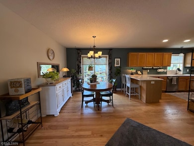 Dining Room and Breakfast Bar