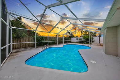 twlskypoolwater2