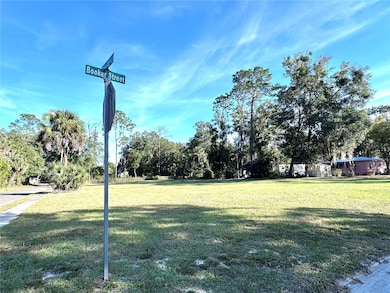 206 Booker St, Palatka, FL 32177 - photo 6