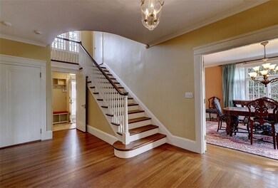 92 Laurel Ave, Providence, RI 02906 - photo 3