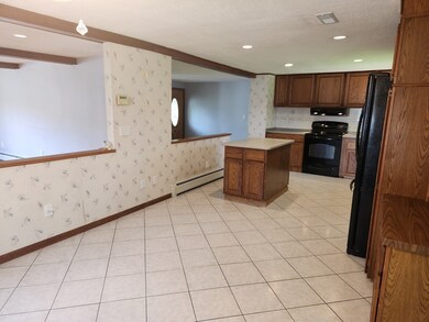 126 Burley St, Danvers, MA 01923 - photo 6