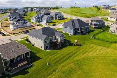 332 Oakwood Dr, Oregon, WI 53575 - photo 6