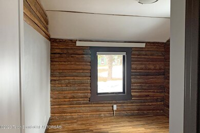 Main cabin bedroom