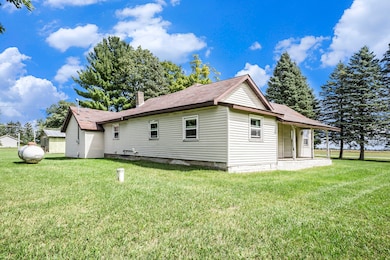 5057 N Bailey Rd, Coral, MI 49322 - photo 7